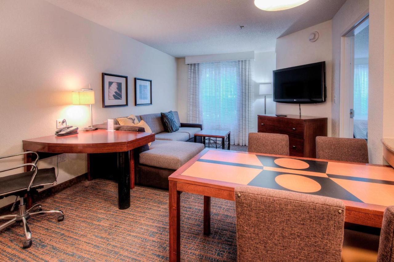 Hotel By Marriott 3*