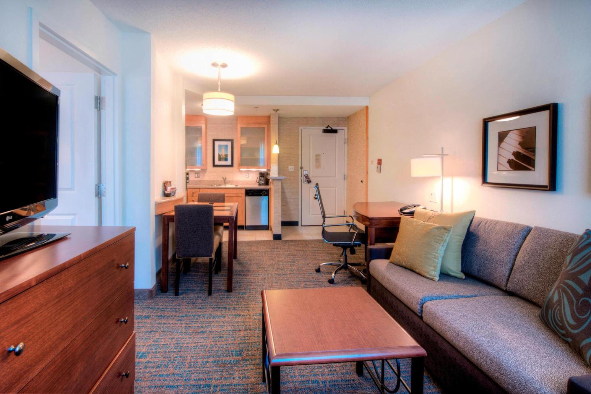 Hotel By Marriott Chapel Hill
