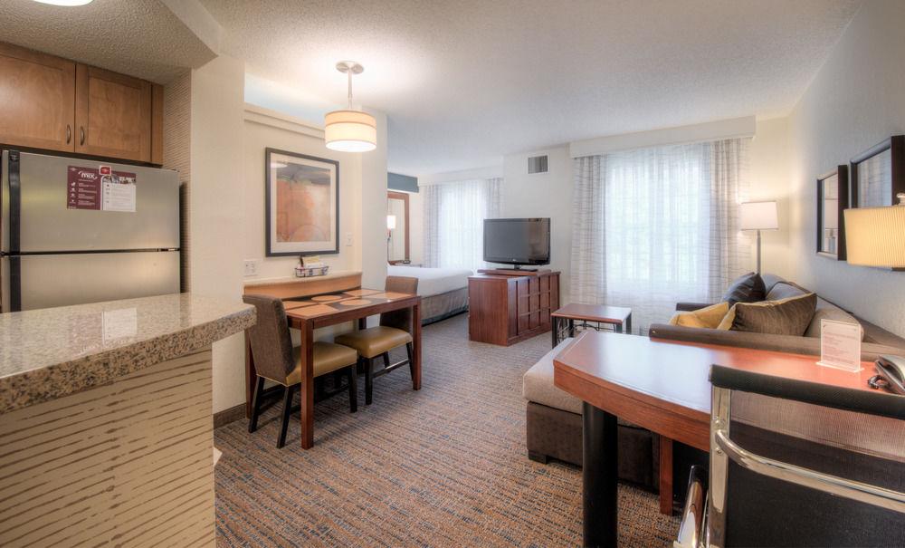 Hotel By Marriott Chapel Hill